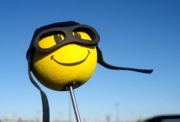 se transformo en millonario vendiendo pelotas para antenas